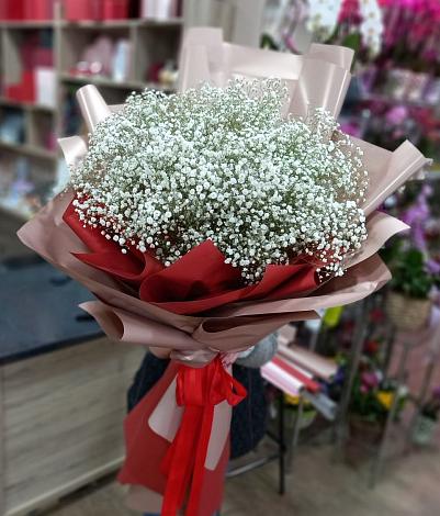Букет цветов из: Гипсофила в Приютном
