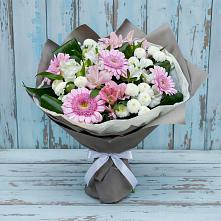 Букет цветов из:  Герберы, Альстромерии и Хризантемы #REPLACE_PRED# Приютном