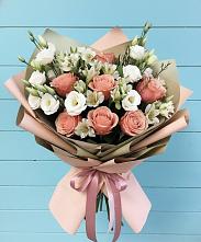 Букет цветов из:  Розы, Альстромерии и Лизиантусы в Приютном