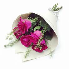 Букет цветов из:  Розы в Приютном