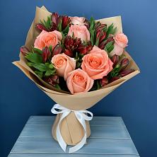 Букет цветов из:  Розы и Альстромерии в Приютном