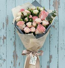 Букет цветов из:  Розы #REPLACE_PRED# Приютном