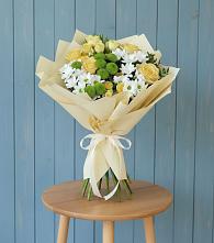 Букет цветов из:  Хризантемы и Розы #REPLACE_PRED# Приютном