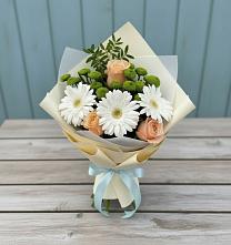 Букет цветов из:  Герберы, Розы и Хризантемы в Приютном
