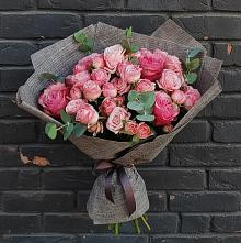 Букет цветов из:  Розы в Приютном